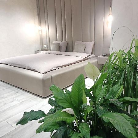 Apartamento 2К Шикарний Люкс! Khmelʼnytsʼkyy Exterior foto
