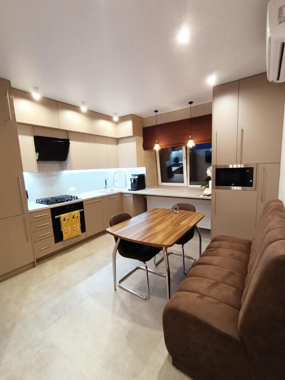 Apartamento 2К Шикарний Люкс! Khmelʼnytsʼkyy Exterior foto