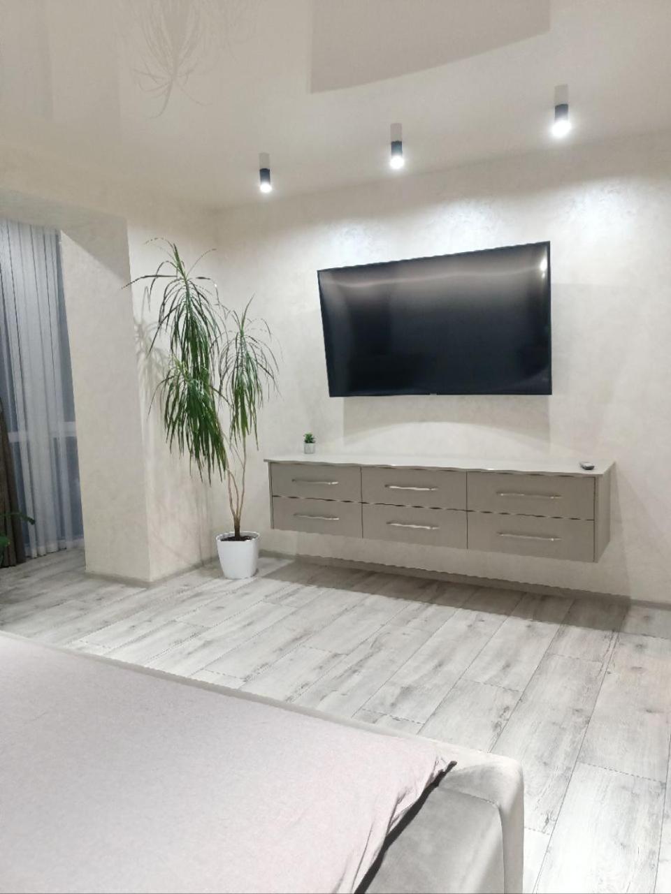 Apartamento 2К Шикарний Люкс! Khmelʼnytsʼkyy Exterior foto