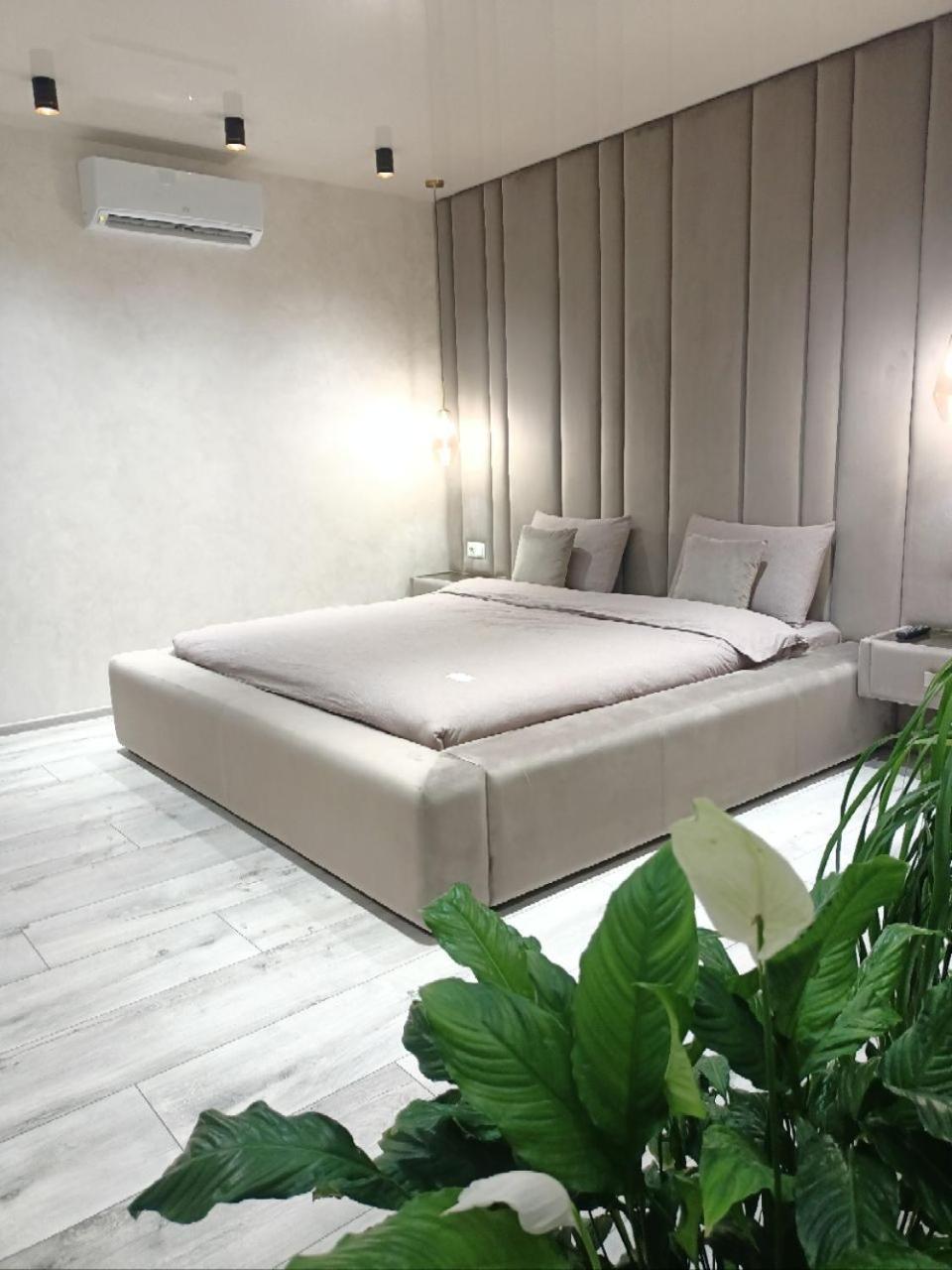 Apartamento 2К Шикарний Люкс! Khmelʼnytsʼkyy Exterior foto